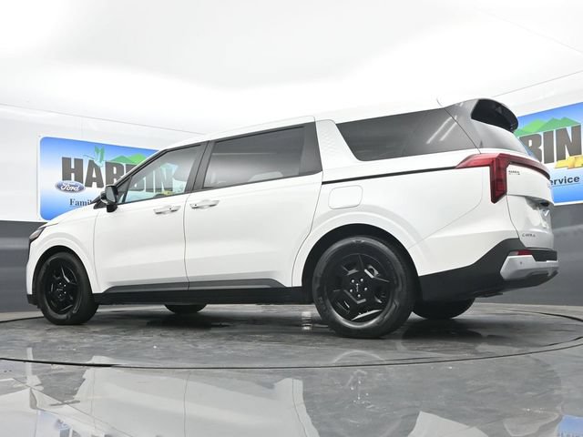 Used 2025 Kia Carnival FWD image 21