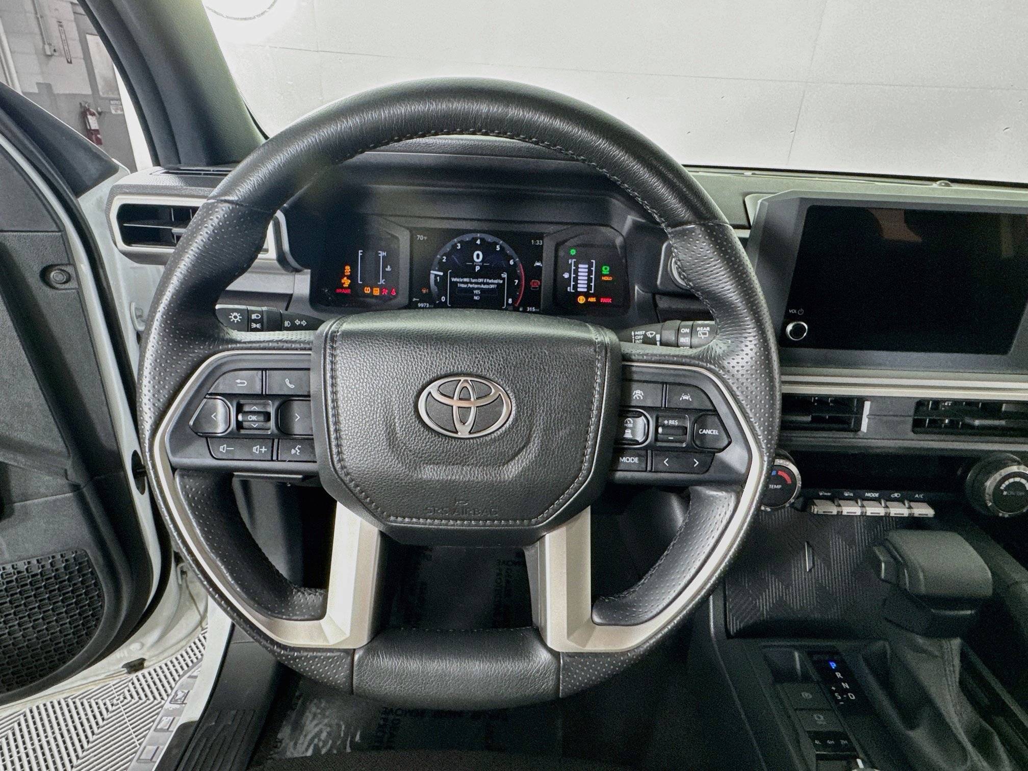 Certified 2025 Toyota 4Runner SR5 AWD/4WD image 13