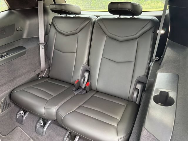 Used 2024 Cadillac XT6 Premium Luxury w/ Technology Package FWD image 12