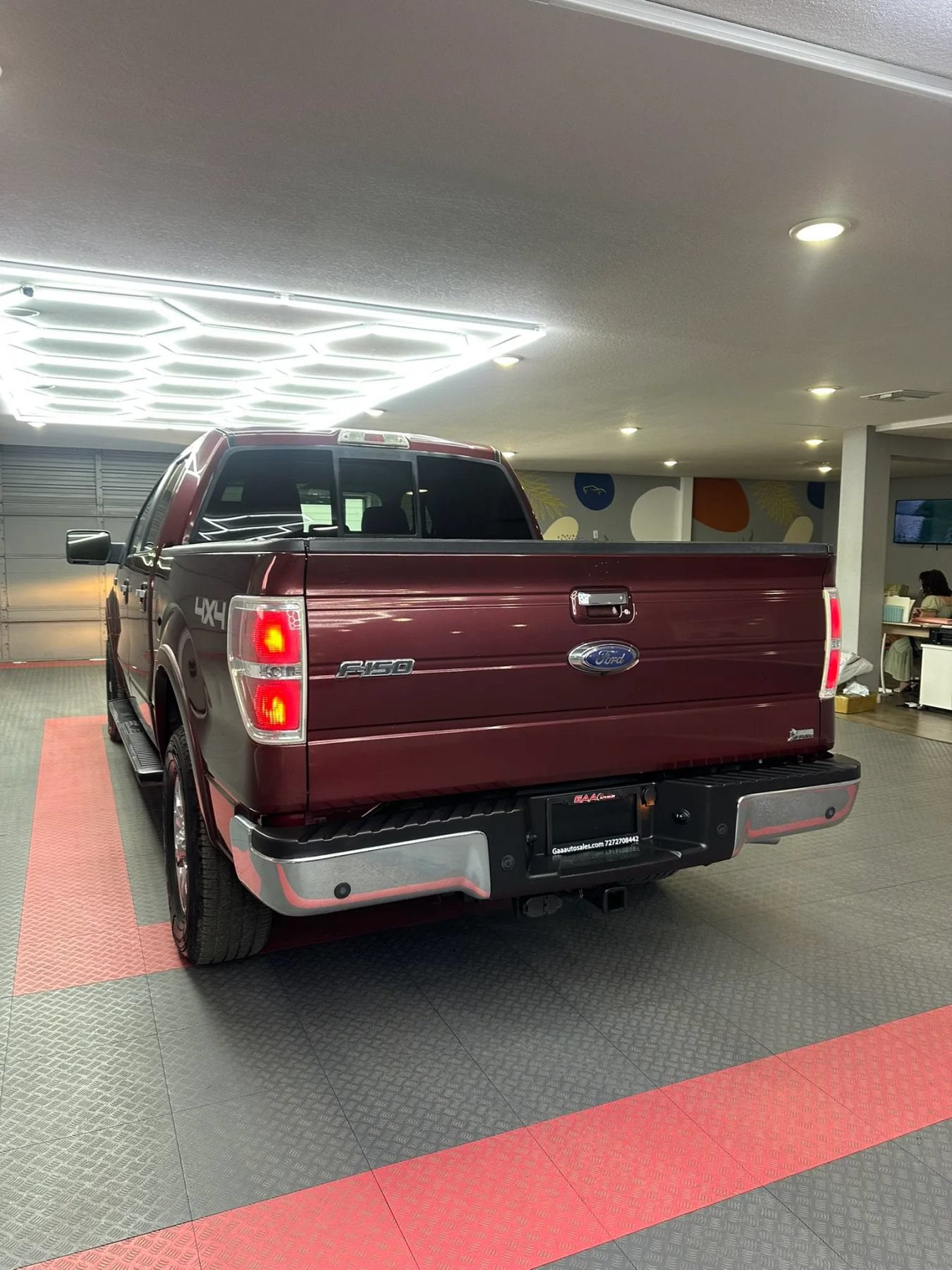 Used 2010 Ford F150 Lariat AWD/4WD image 4