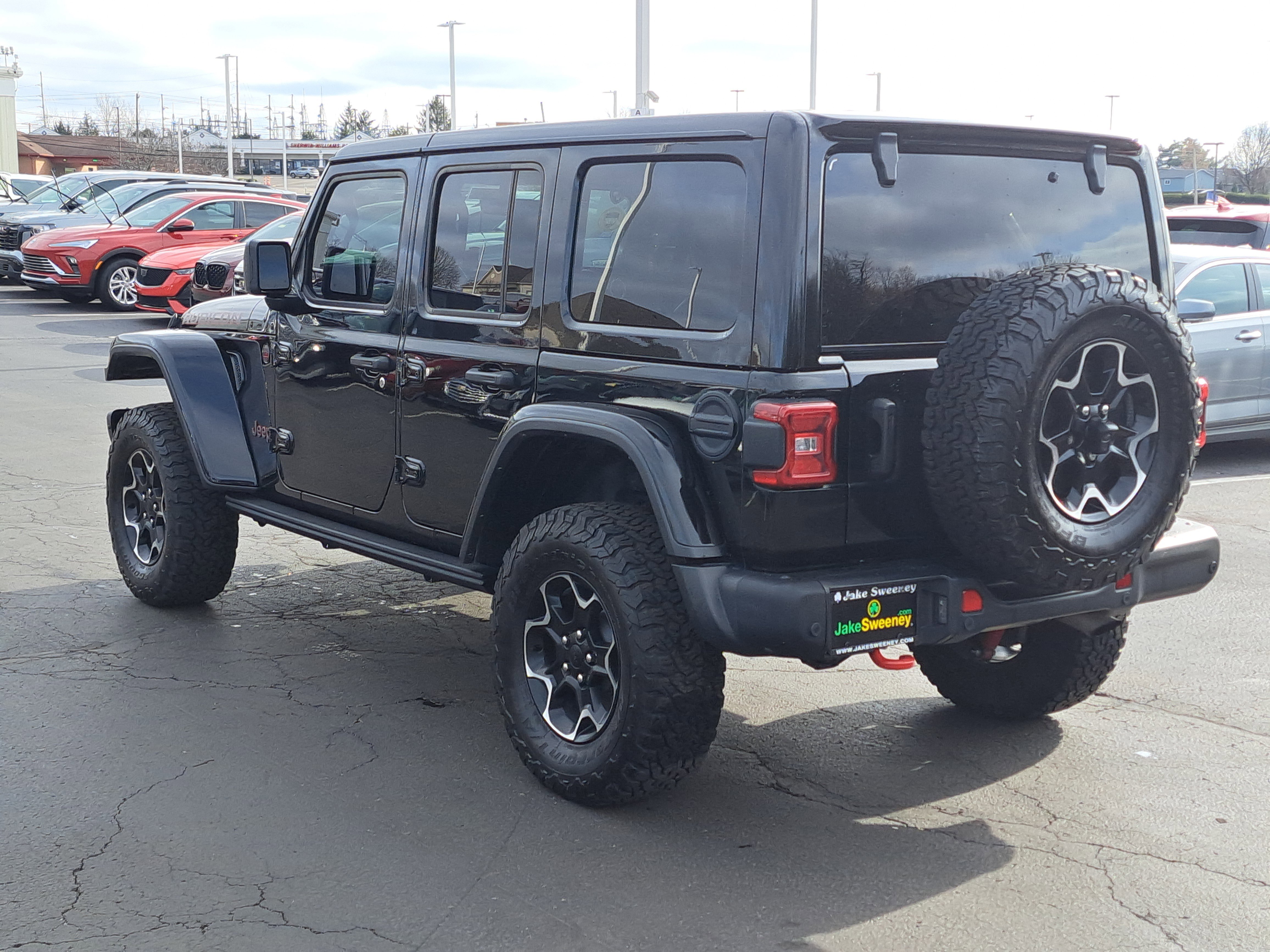 Used 2023 Jeep Wrangler Unlimited Rubicon w/ Steel Bumper Group image 3