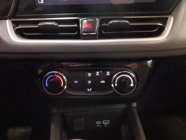 Used 2025 Chevrolet TrailBlazer LT image 22