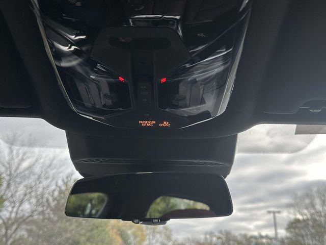 Certified 2025 BMW i7 xDrive60 image 35