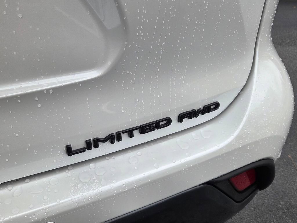 New 2026 Toyota Highlander Limited AWD/4WD image 11