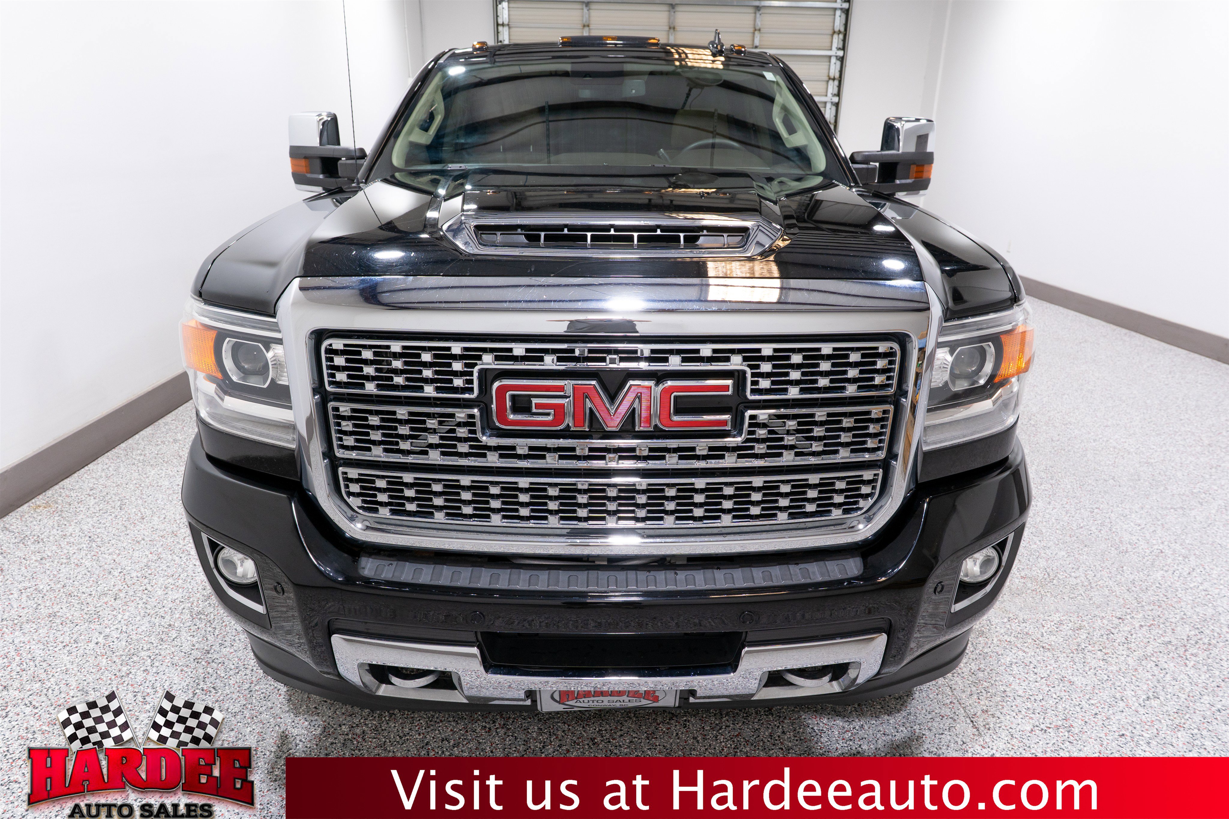 Used 2018 GMC Sierra 3500 Denali w/ Duramax Plus Package AWD/4WD image 7