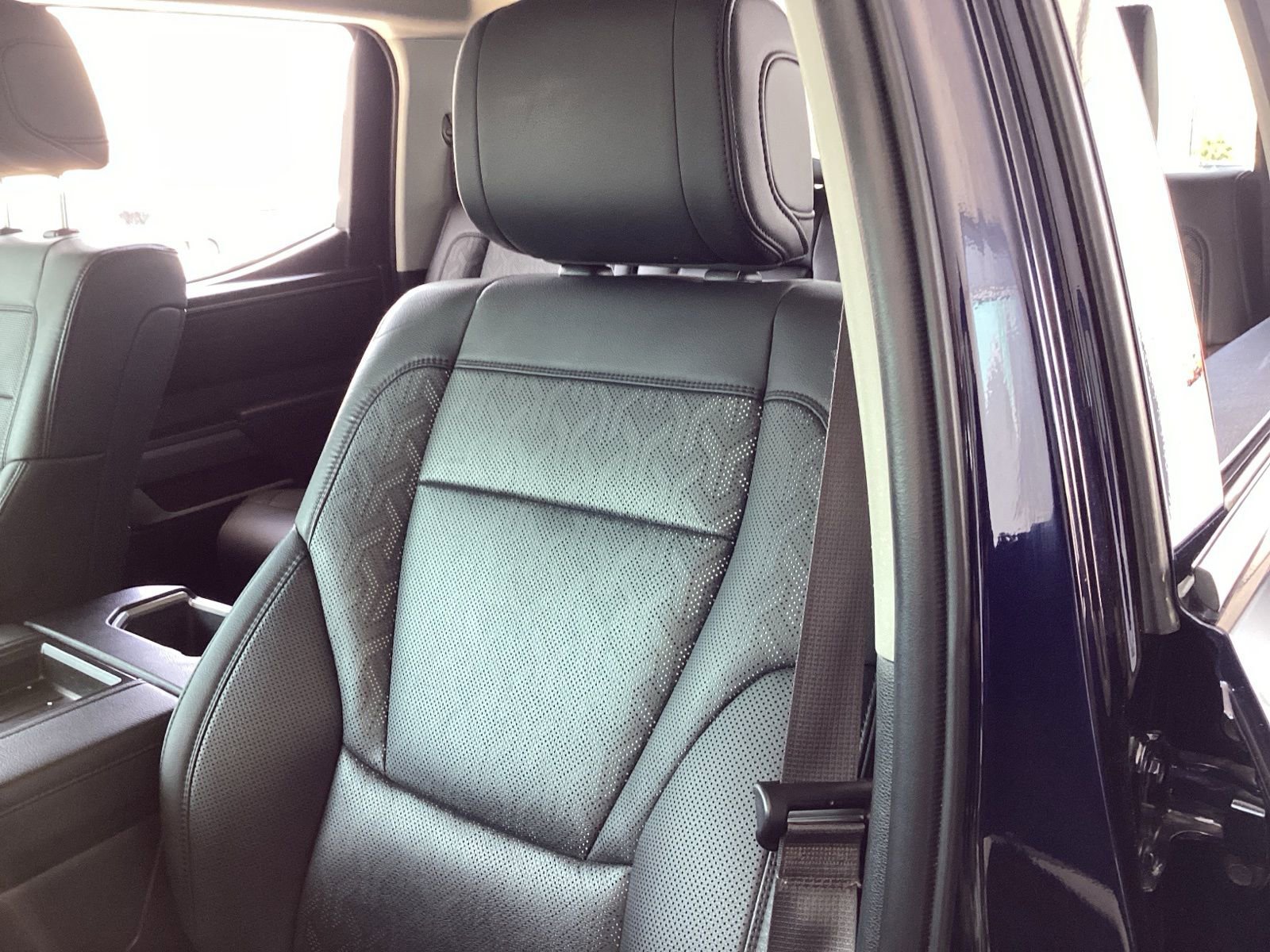 Used 2024 Toyota Tundra SR5 w/ SR5 Premium Package image 12