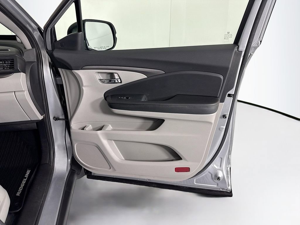 Used 2021 Honda Ridgeline RTL image 25