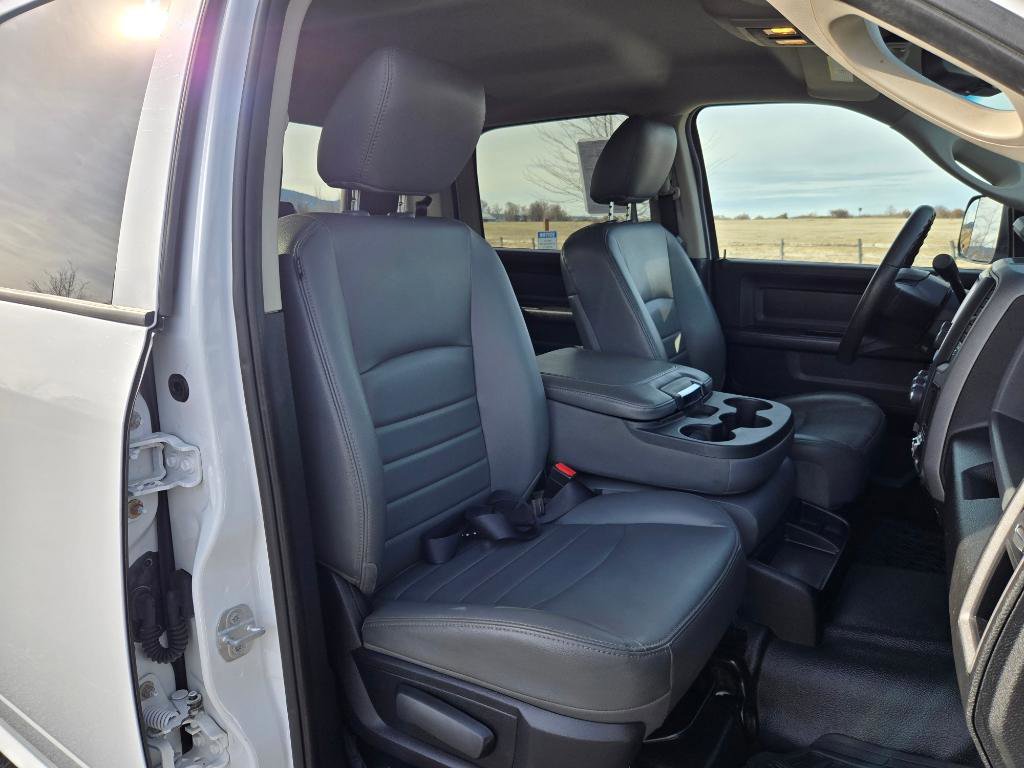 Used 2016 RAM 3500 Tradesman w/ Protection Group image 25