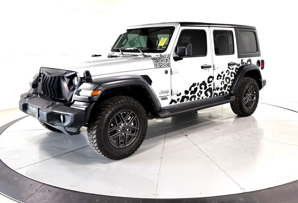 Used 2024 Jeep Wrangler Unlimited Sport AWD/4WD image 9
