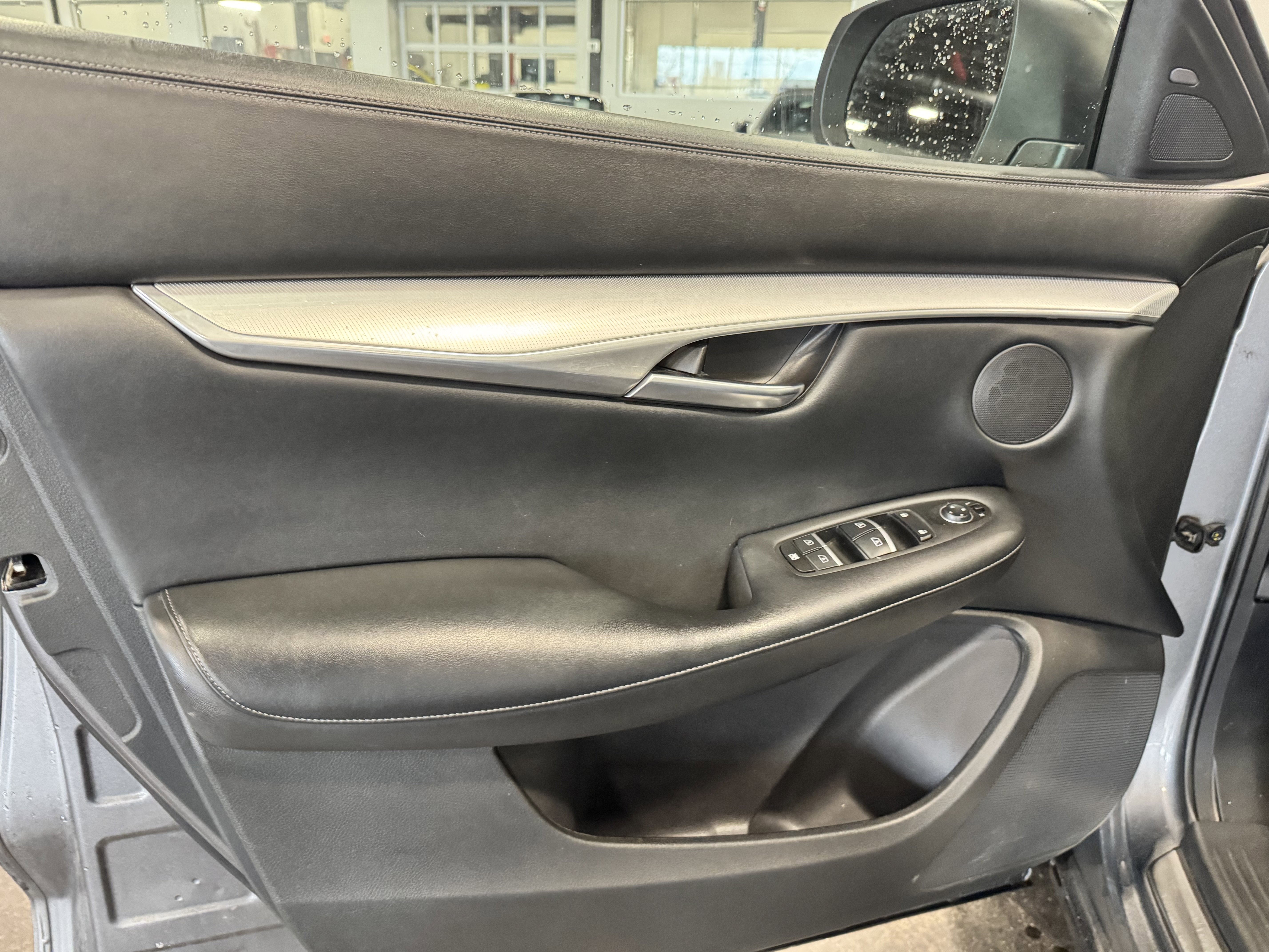 Used 2020 INFINITI QX50 Essential w/ Edition 30 Package image 17