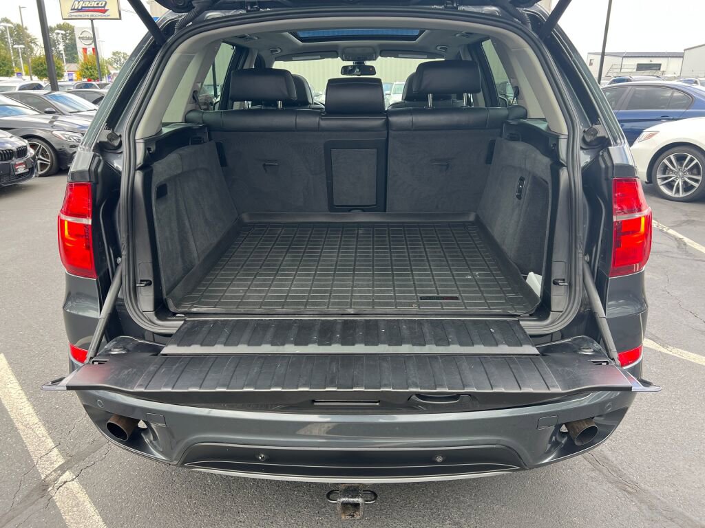 Used 2011 BMW X5 xDrive35i image 10