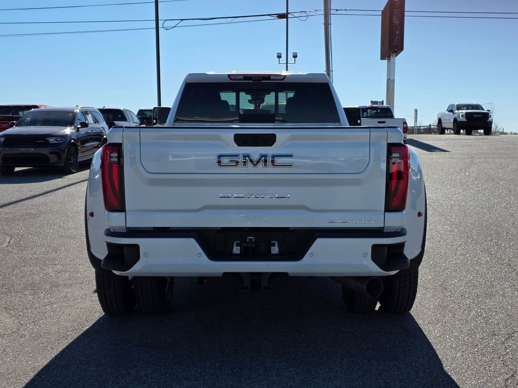 New 2026 GMC Sierra 3500 Denali Ultimate AWD/4WD image 6