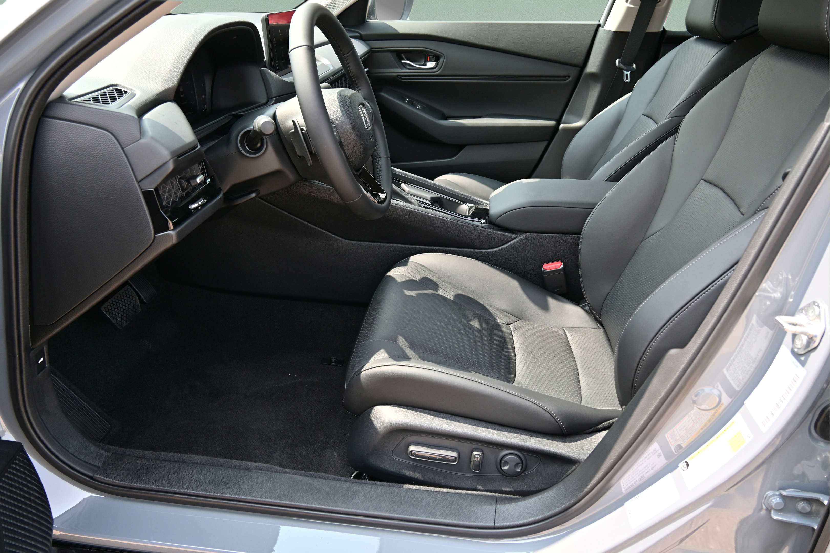 New 2026 Honda Accord EX-L image 18