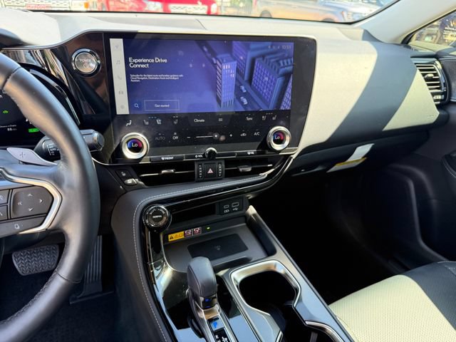 Used 2022 Lexus NX 350h AWD w/ Vision Package image 21