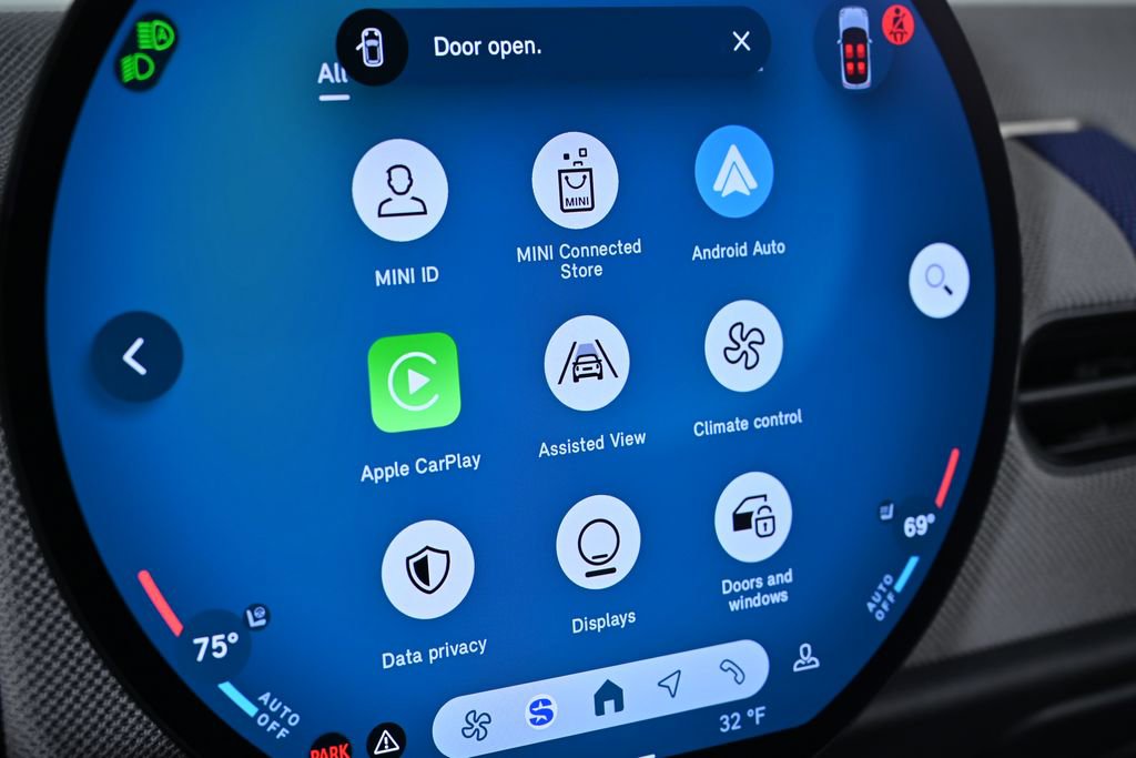 Certified 2025 MINI Cooper S image 15