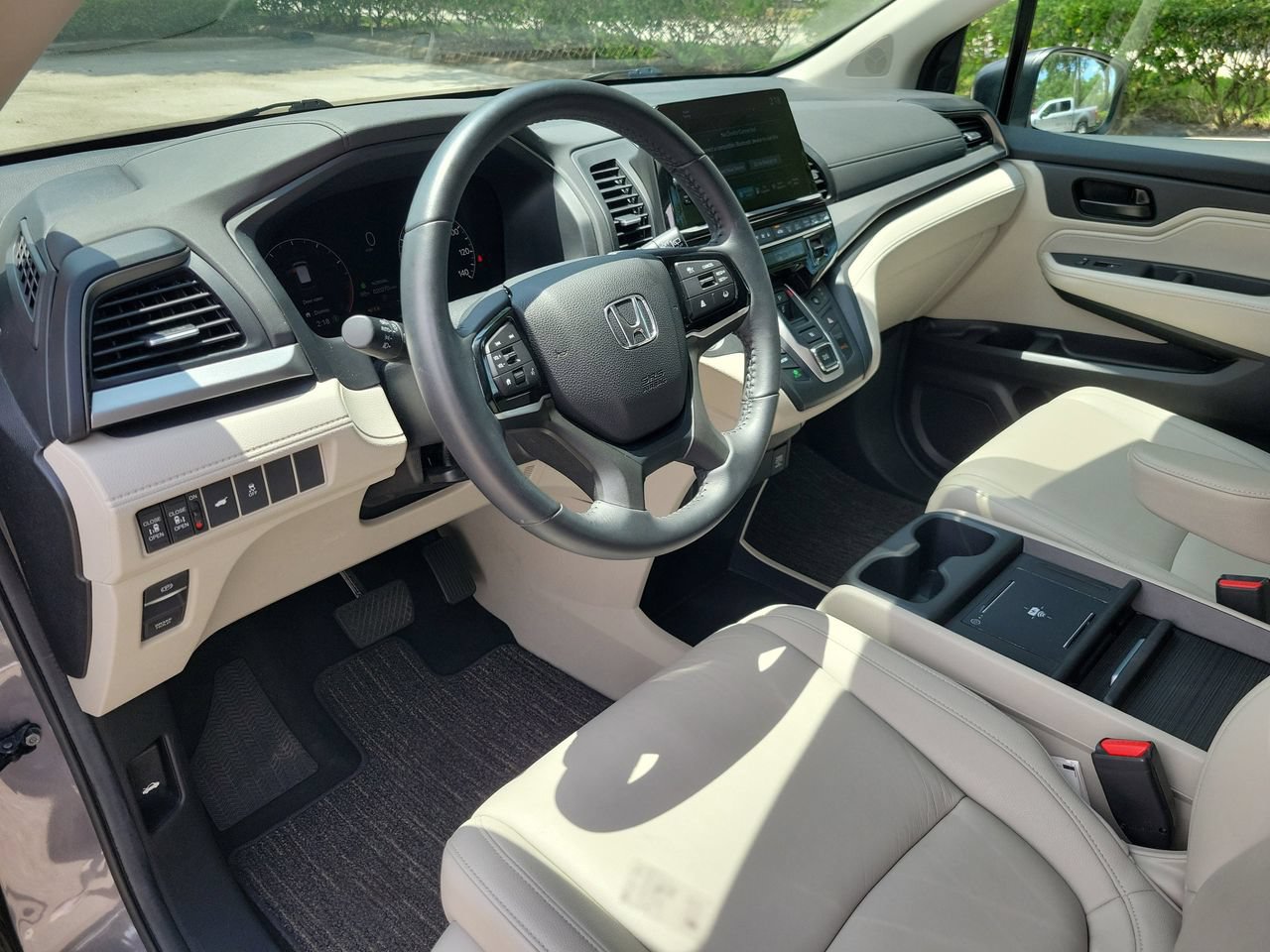 Used 2025 Honda Odyssey EX-L image 15