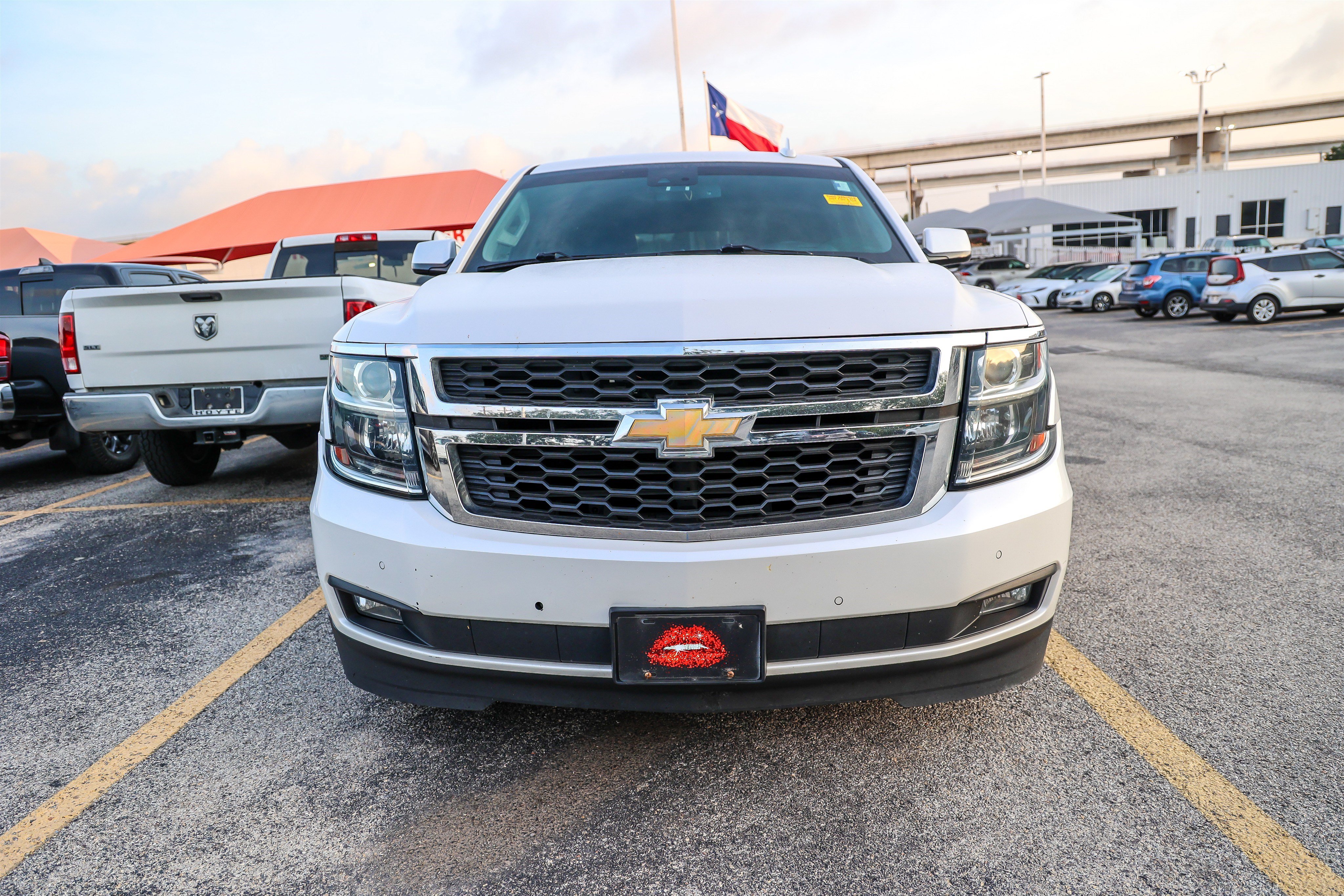 Used 2018 Chevrolet Tahoe LT AWD/4WD image 4