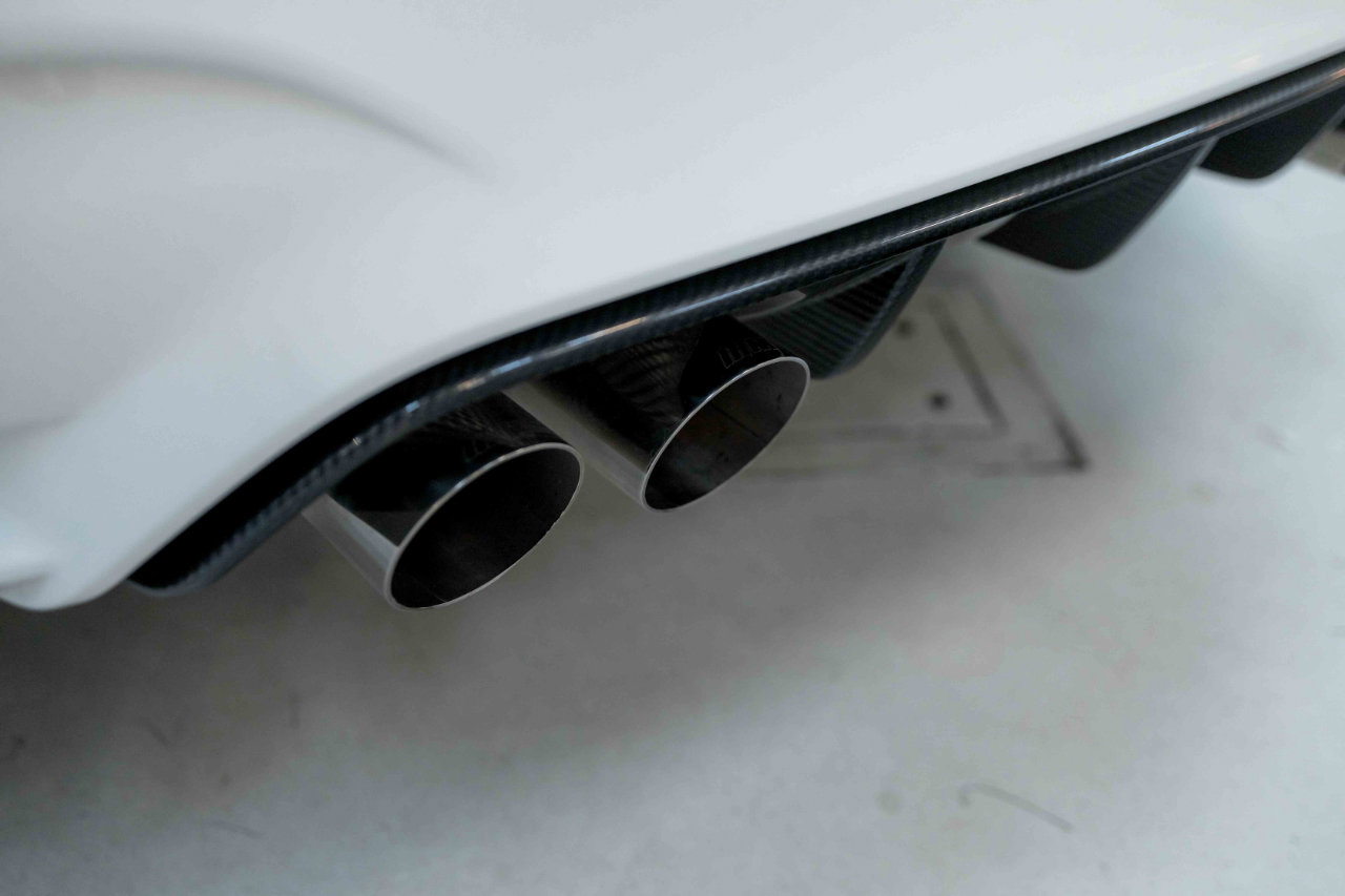 Used 2019 BMW M4 CS w/ Executive Package image 33