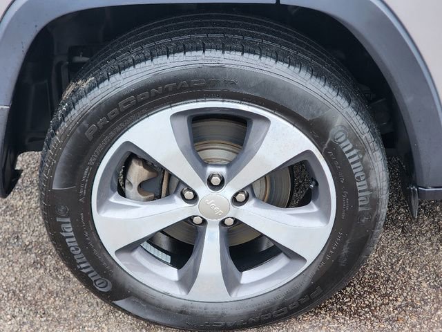 Used 2020 Jeep Cherokee Limited image 12