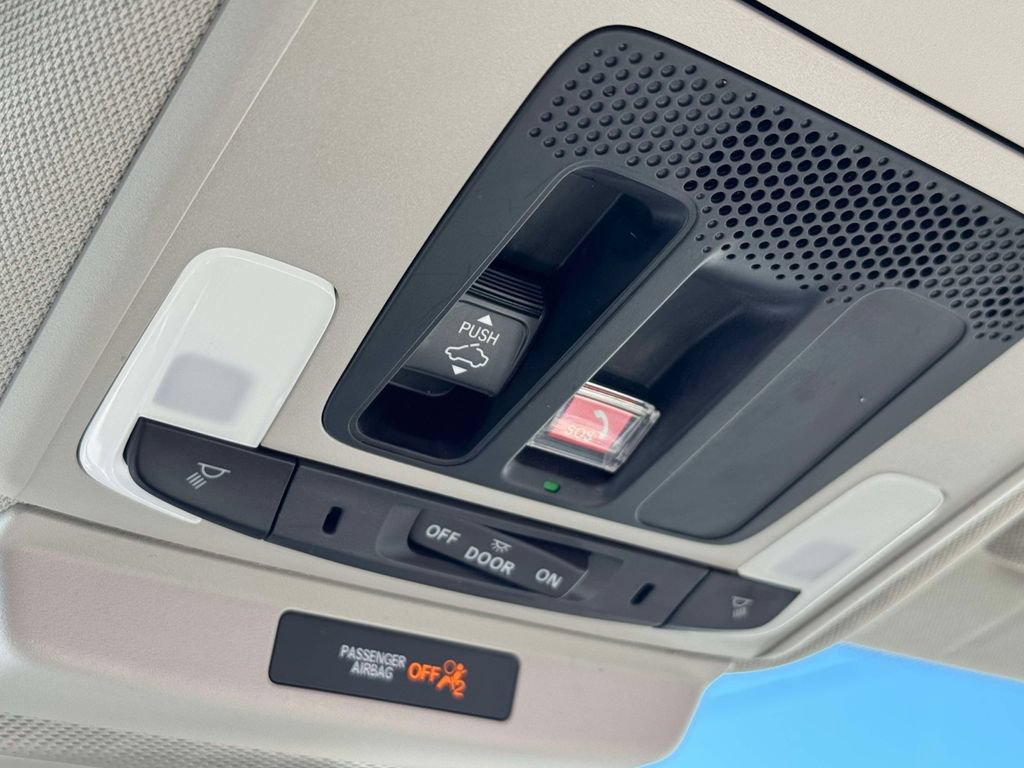 Used 2023 Honda Accord EX image 10