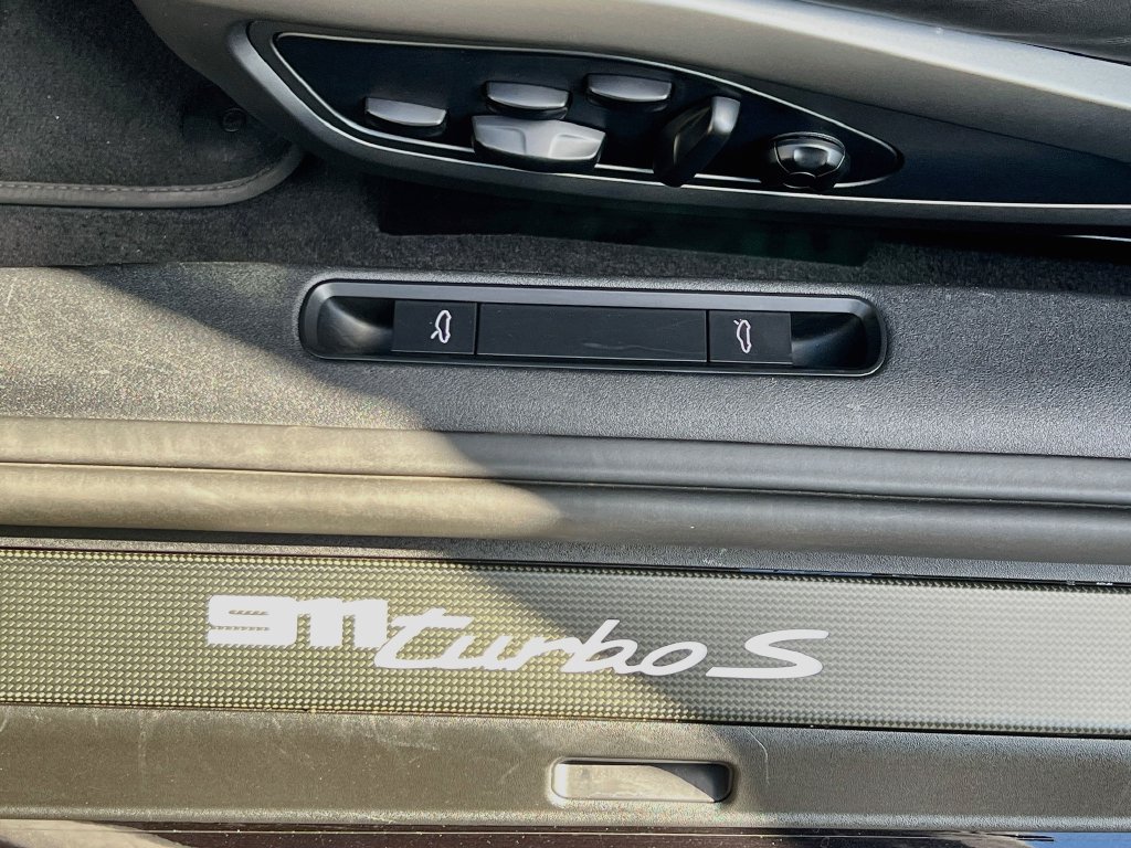 Certified 2021 Porsche 911 Turbo S AWD/4WD image 30