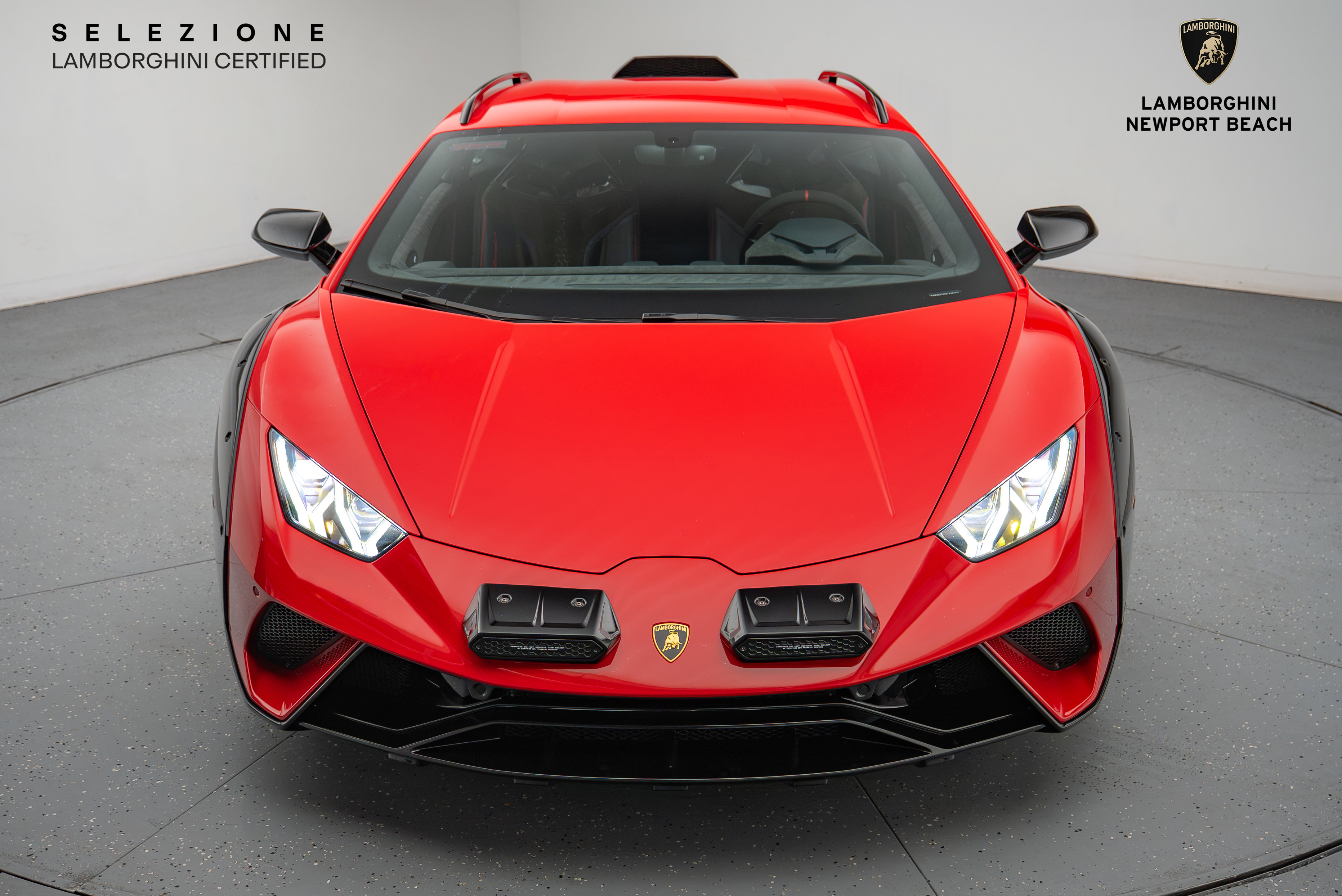 Used 2024 Lamborghini Huracan Sterrato image 11