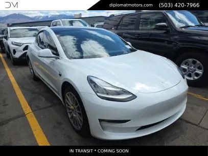 Used 2020 Tesla Model 3 Standard Range RWD image 3