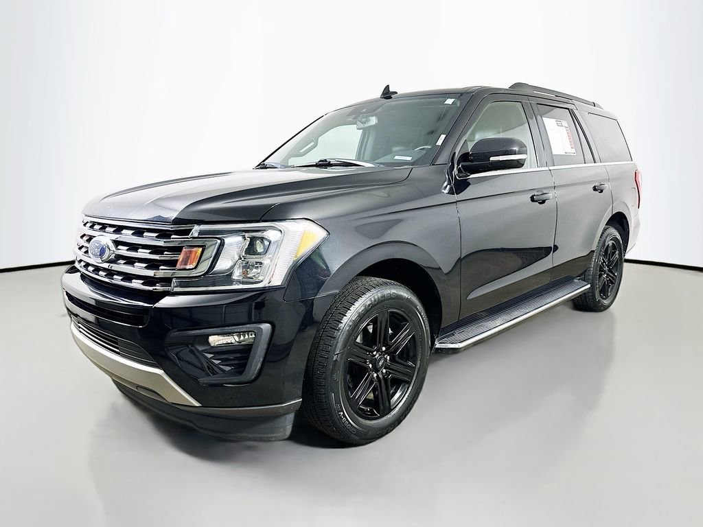 Used 2020 Ford Expedition XLT w/ Equipment Group 202A RWD image 3