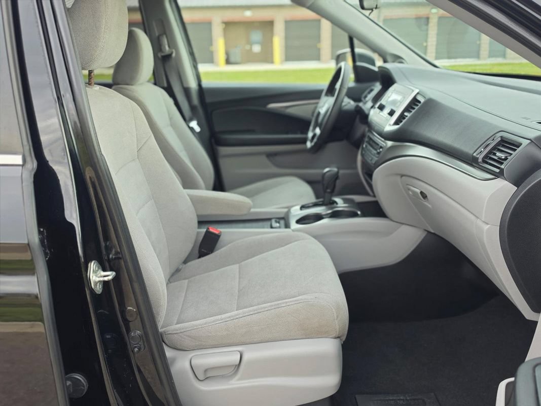 Used 2019 Honda Pilot LX image 8