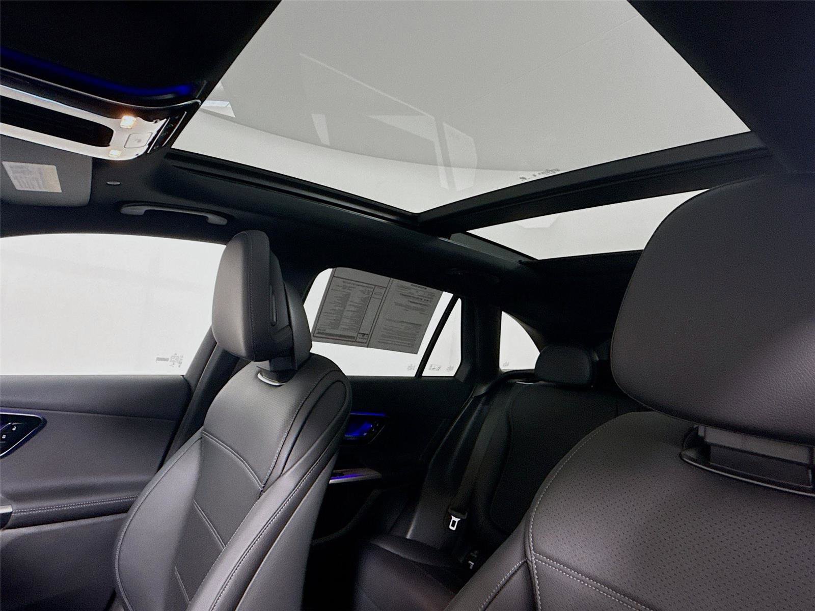 Used 2026 Mercedes-Benz GLC 300 4MATIC image 16