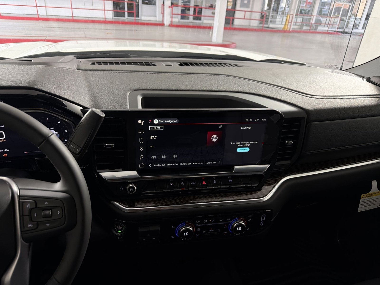 New 2026 GMC Sierra 1500 SLE image 18