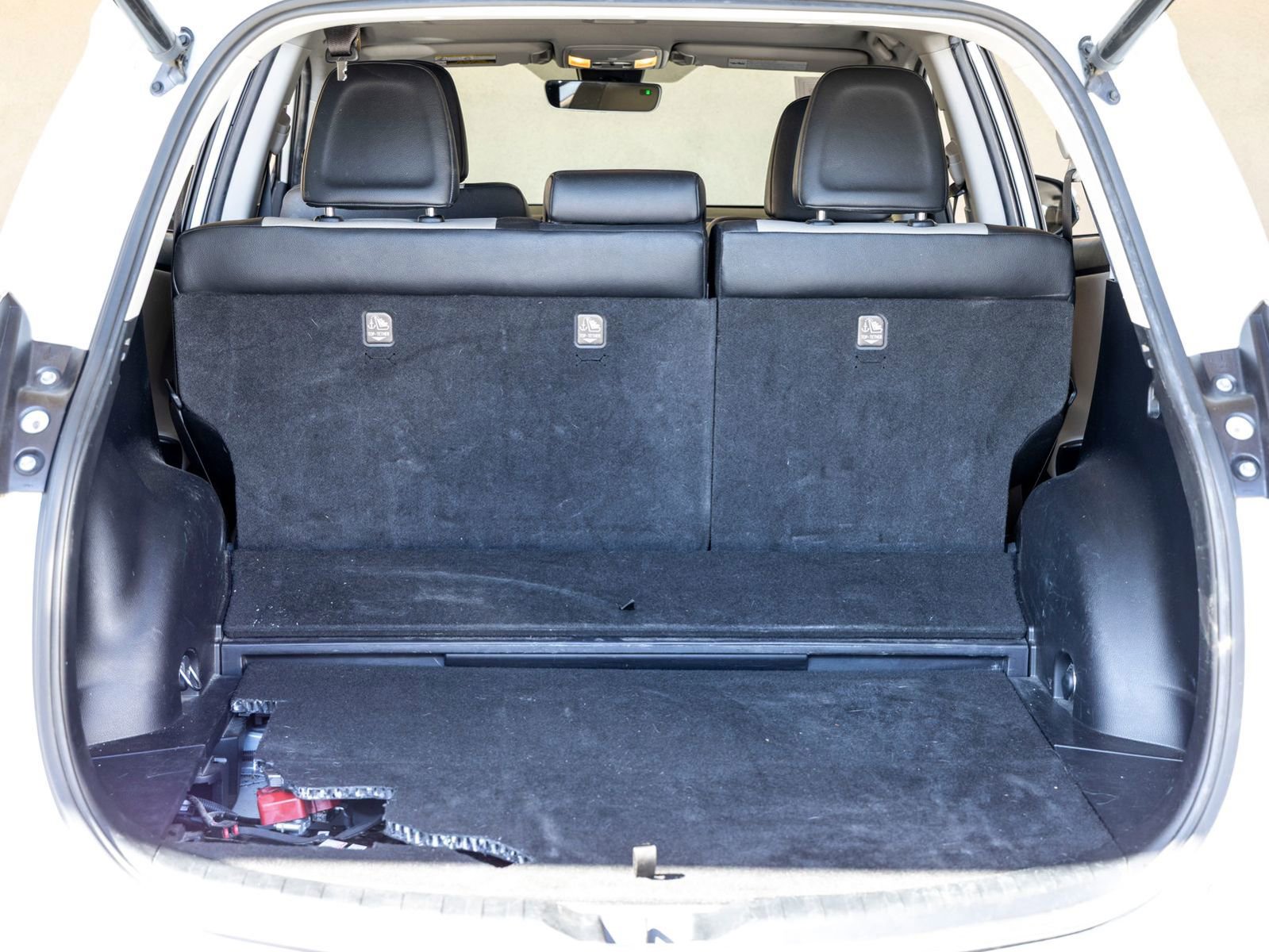 Used 2018 Toyota RAV4 Limited w/ Advanced Technology Package image 22