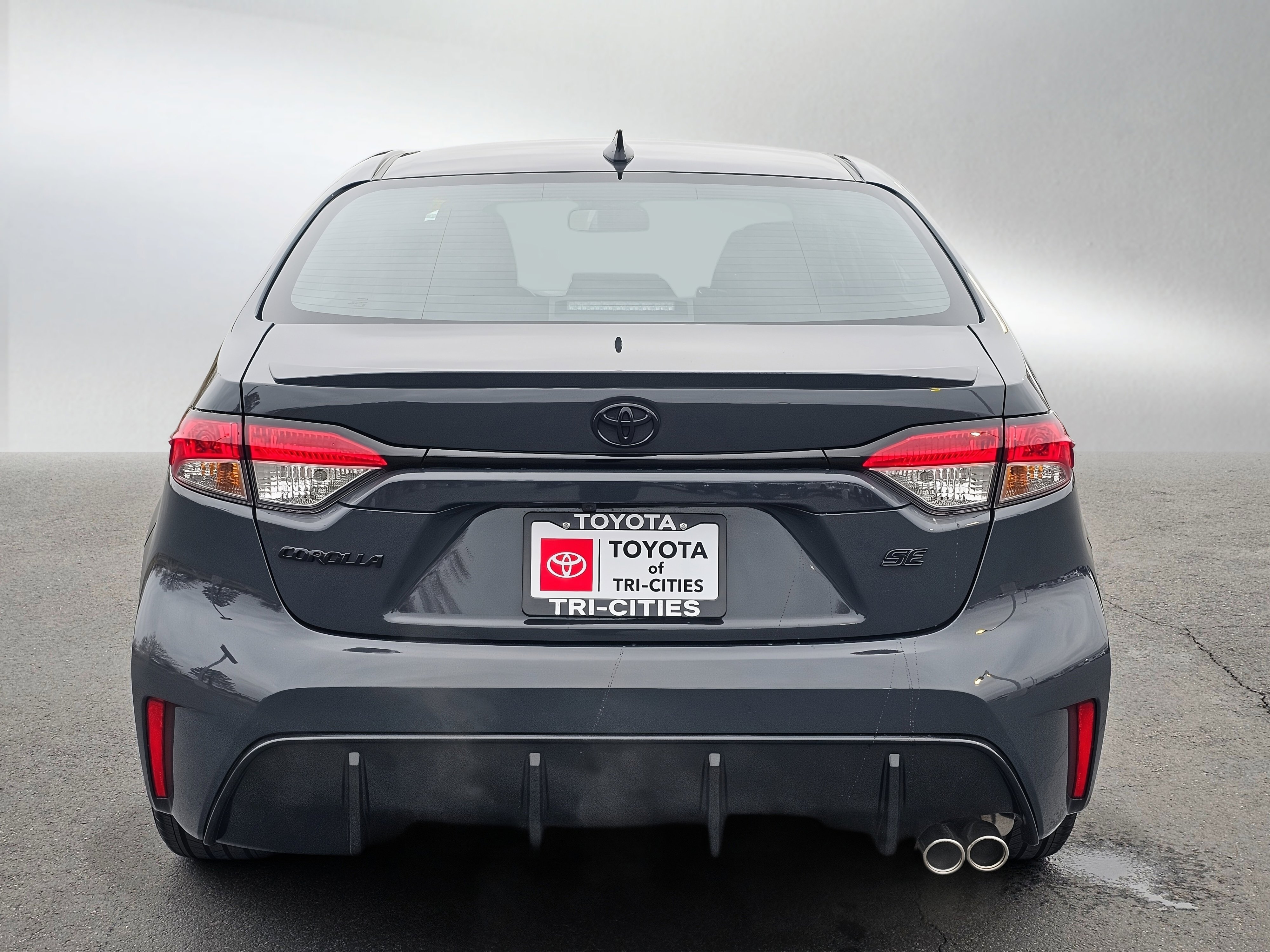 Used 2025 Toyota Corolla SE image 4
