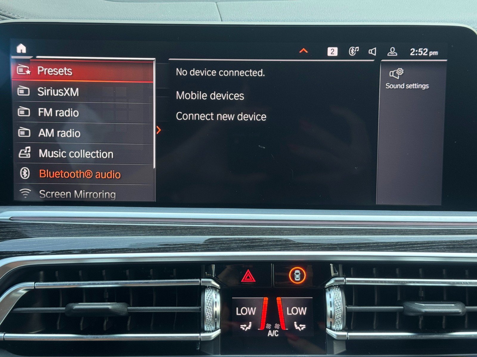 Used 2020 BMW X7 xDrive40i w/ M Sport Package AWD/4WD image 29