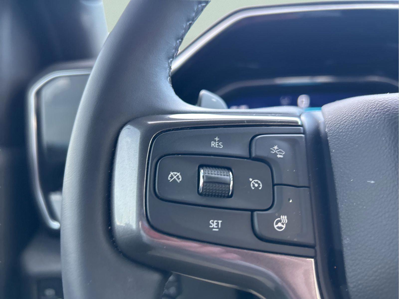 Used 2025 Chevrolet Silverado 1500 High Country w/ High Country Premium Package image 16