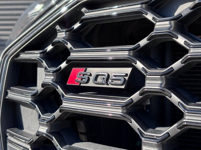 Used 2023 Audi SQ5 Premium Plus w/ Premium Plus Package image 28