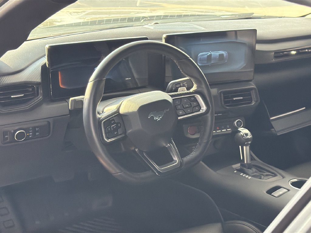 Used 2025 Ford Mustang GT RWD image 8