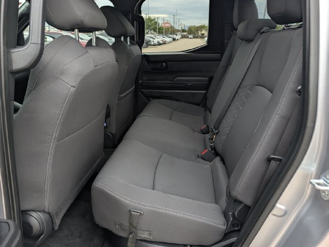 Used 2025 Toyota Tacoma SR5 AWD/4WD image 27