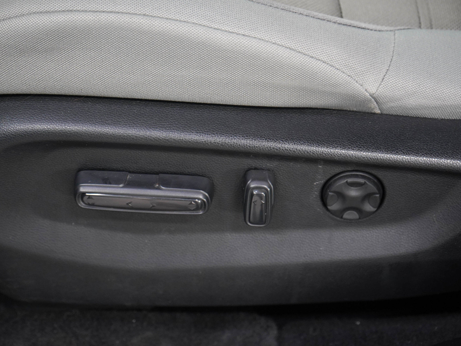 Used 2017 Honda CR-V EX image 21