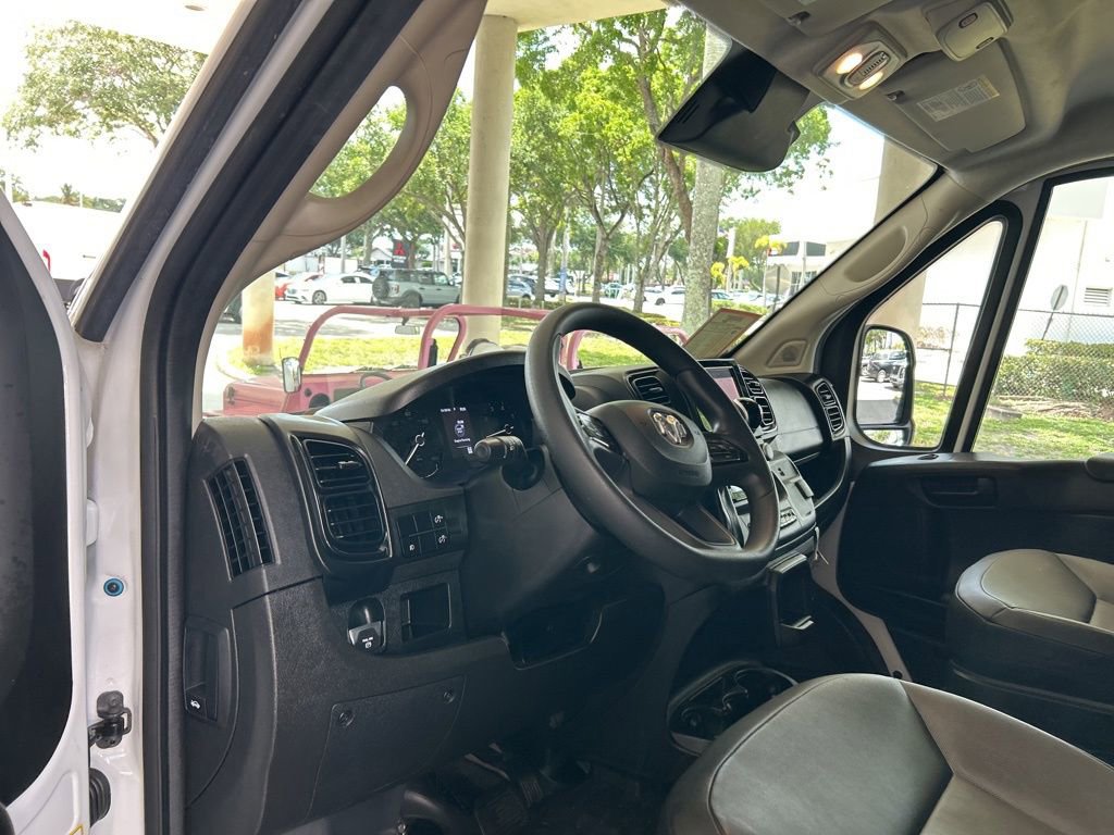 Used 2025 RAM ProMaster 2500 w/ Convenience Group FWD image 6