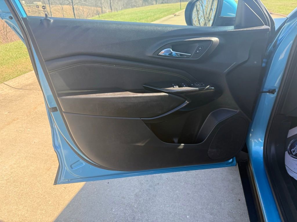 Used 2025 Chevrolet Trax LT image 22