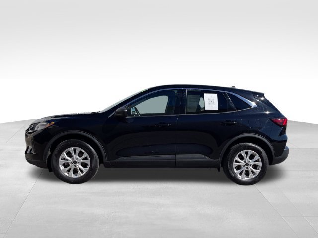 Used 2024 Ford Escape Active AWD/4WD image 2