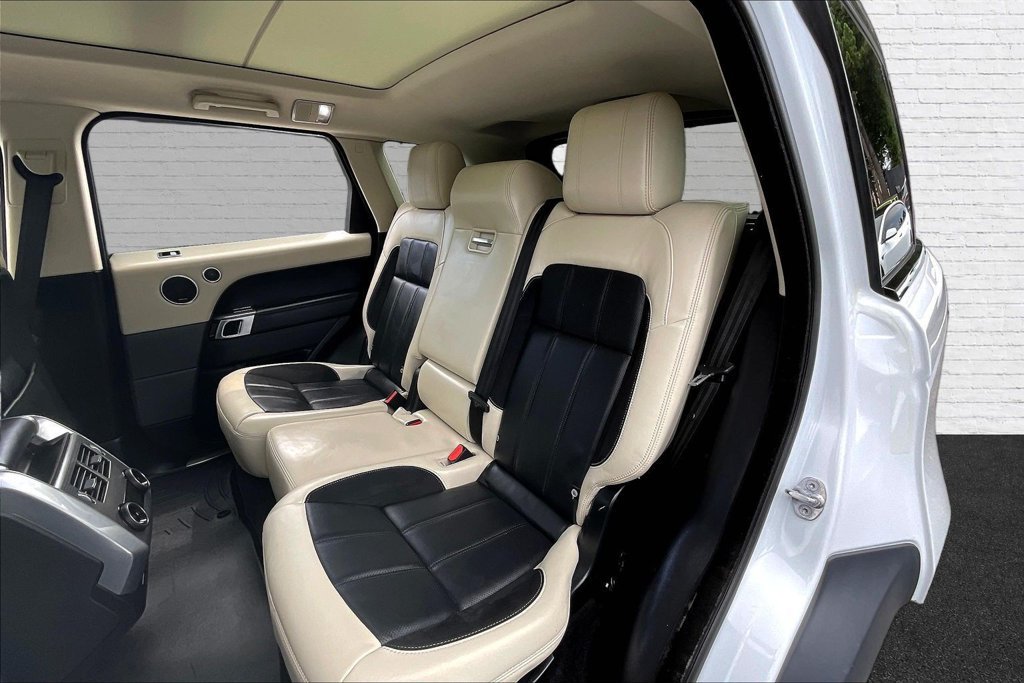 Used 2022 Land Rover Range Rover Sport HST AWD/4WD image 21
