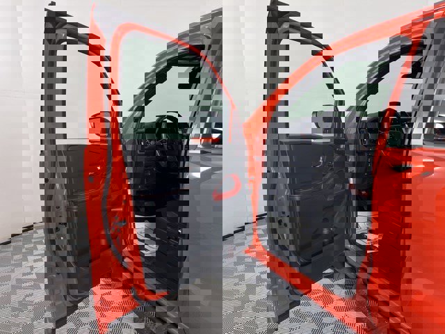 Used 2025 Nissan Frontier Pro-X w/ Pro Convenience Package image 13