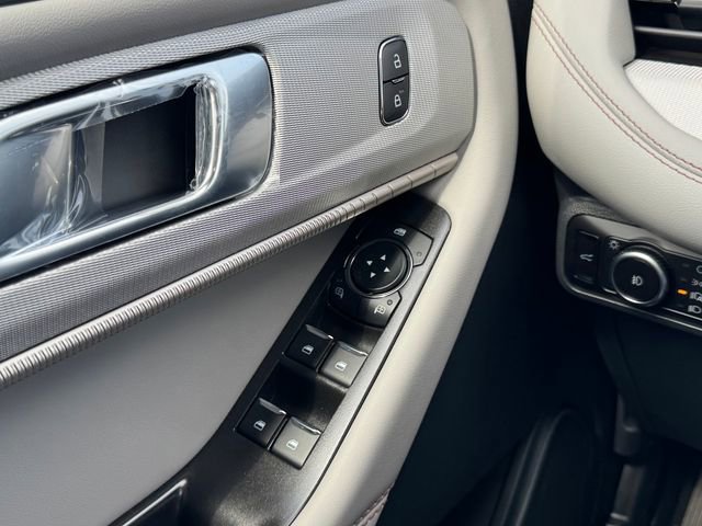 New 2026 Ford Explorer Active w/ Active Comfort Package AWD/4WD image 27