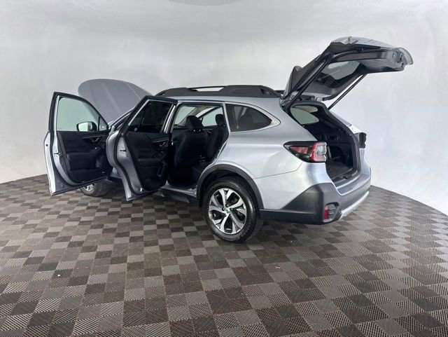 Used 2022 Subaru Outback Limited AWD/4WD image 16