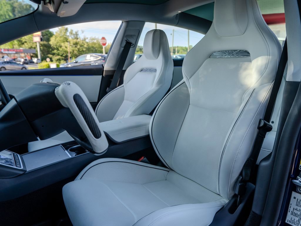 Used 2025 Tesla Model 3 Performance image 18