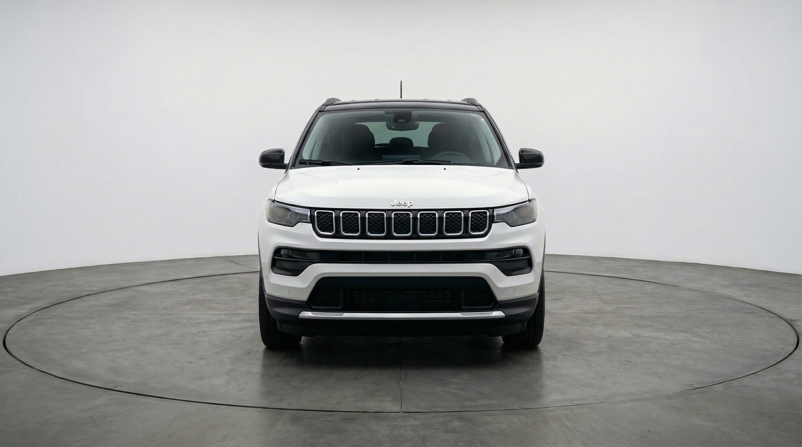 Used 2025 Jeep Compass Limited image 2