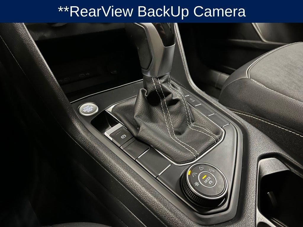 Used 2022 Volkswagen Taos SE w/ Panoramic Sunroof Package image 14