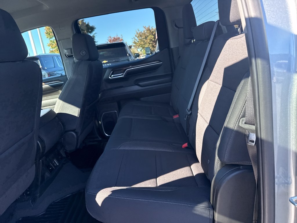 Used 2024 Chevrolet Silverado 1500 LT AWD/4WD image 37